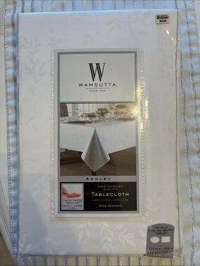 Wamsutta Ashley White Cotton Tablecloth with Subtle Leaf Pattern